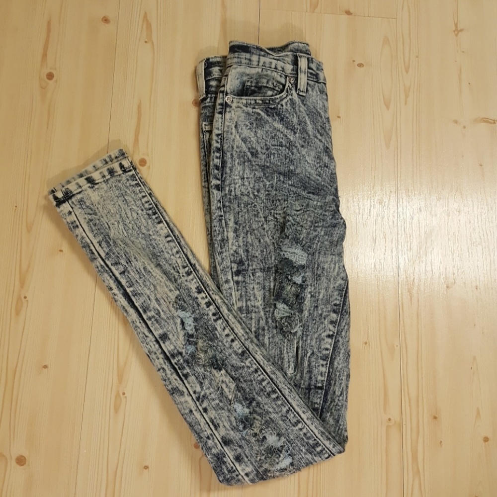 Junior Girl Bleu Jeans size 1